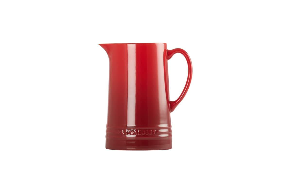 Le Creuset 1.5L Pitcher -Cherry Red