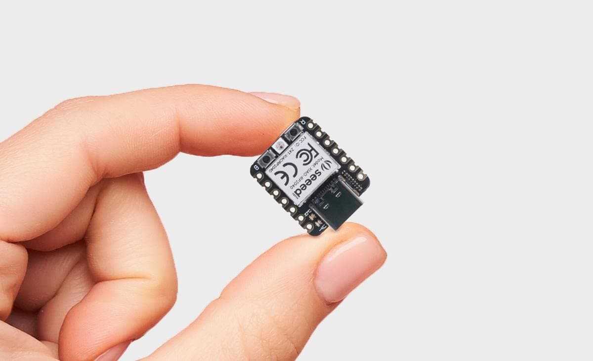 Seeed Studio XIAO RP2040 Microcontroller with Dual-Core ARM Cortex M0+ Processor, Compatible with Arduino, MicroPython, CircuitPython, Supports Numerous Interfaces