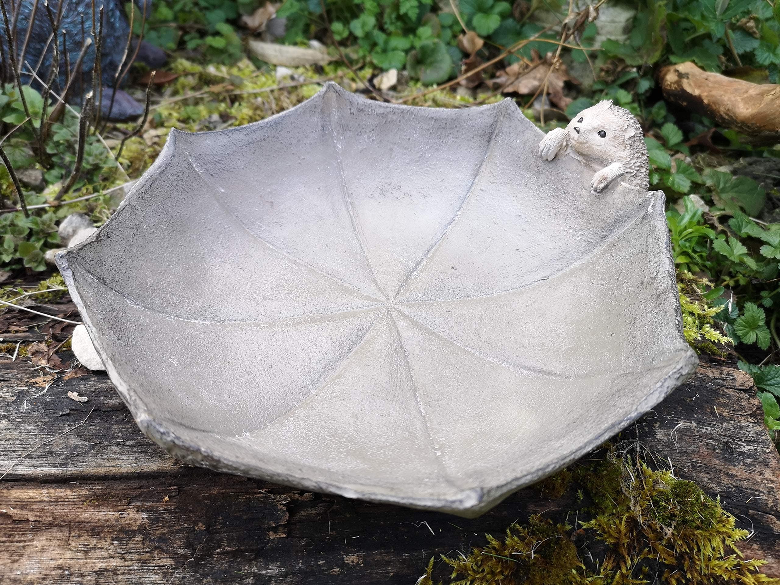 Resin Hedgehog Birdbath/Feeder
